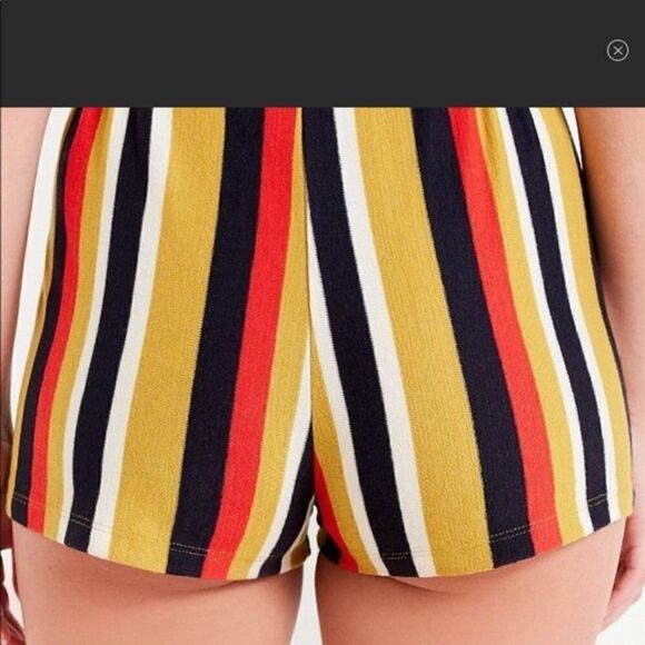 NEW ✨ Urban Outfitters Knit Striped Shorts - Picture 5 of 6